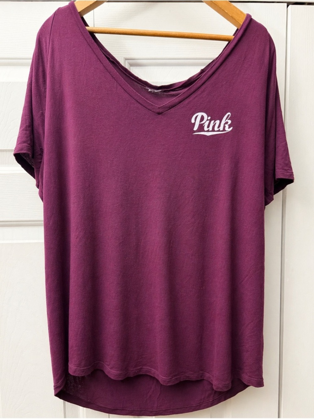 PINK Victoria's Secret V-Neck Tee in Plum